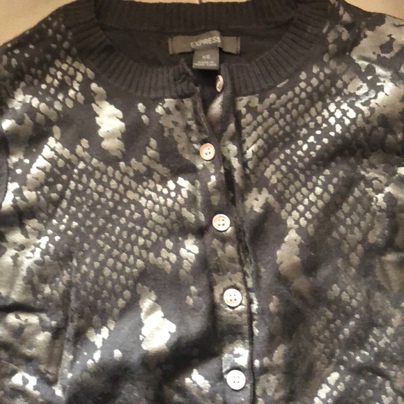 Express Button Down Top - Picture 2 of 4